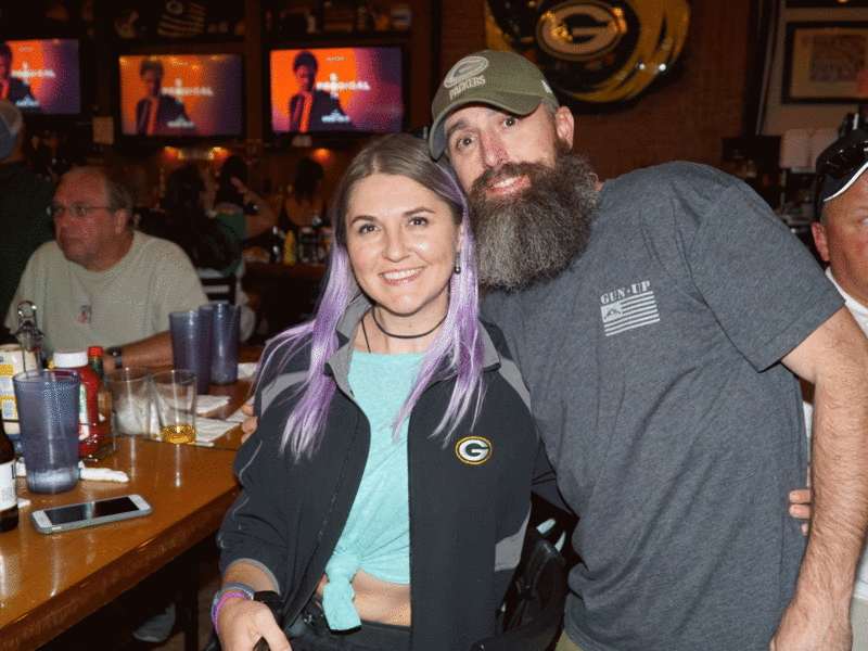 Green Bay Packers Fans – Slackers Bar & Grill